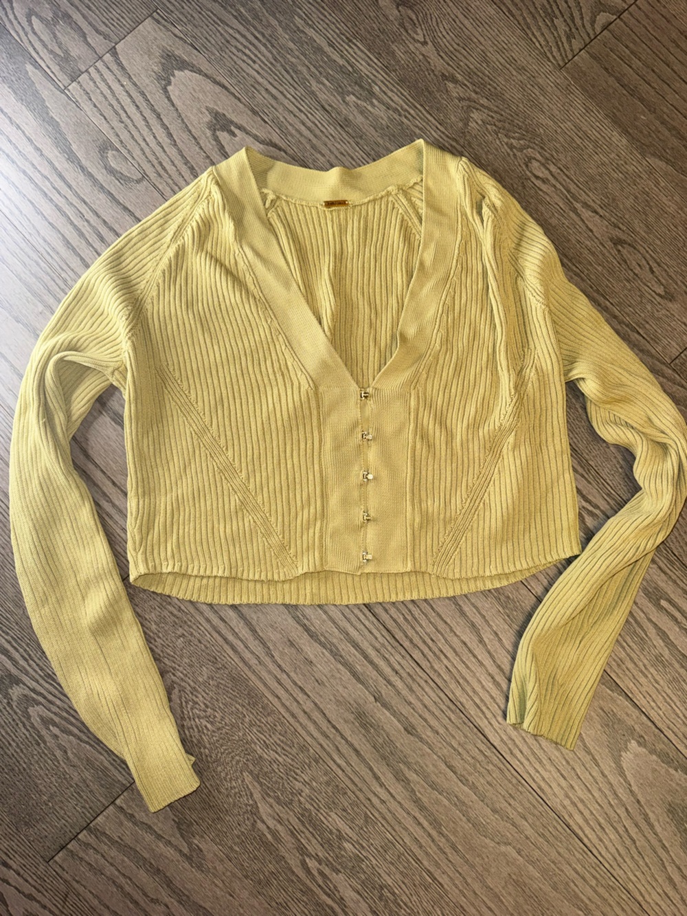 cult gaia Cropped Ribbed V-Neck Cardigan in green